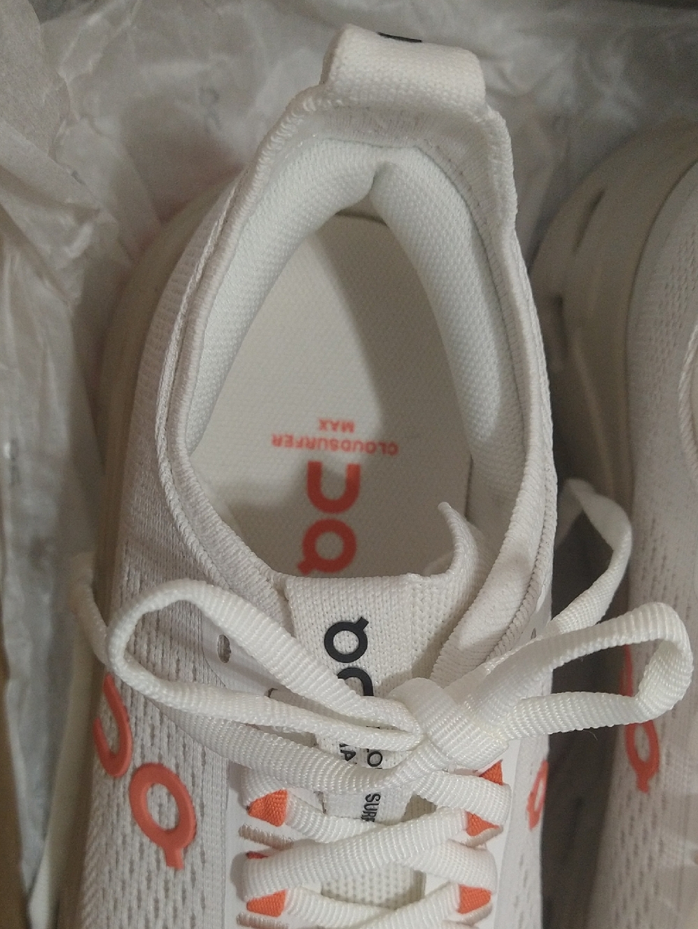 Last Chance!! Ivory Salmon Cloudsurfer Max On Running Women's Sneakers - Picture 9 of 9